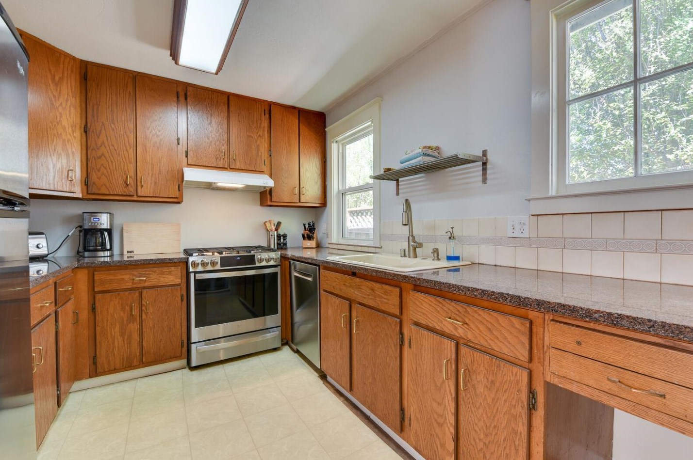 1054 Jenevein Ave, San Bruno, CA 94066