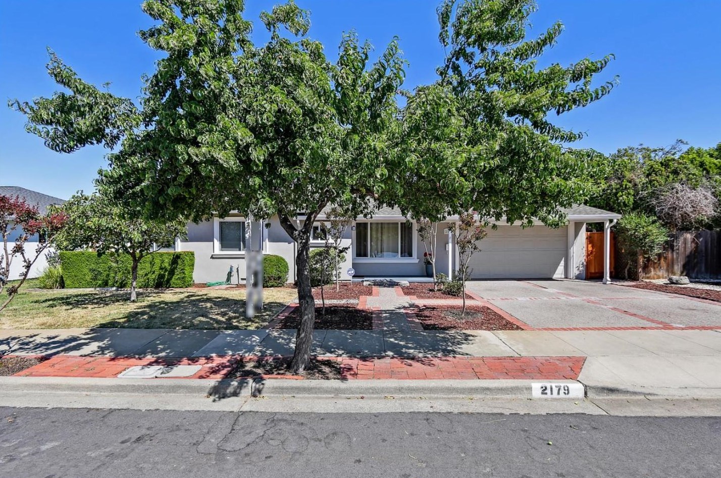 2179 Karren St, Concord CA  94520-2224 exterior