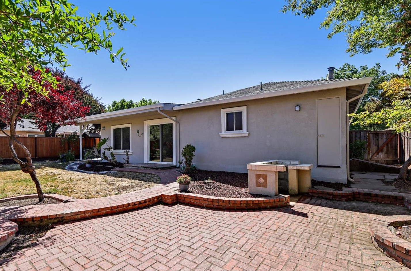 2179 Karren St, Concord CA  94520-2224 exterior