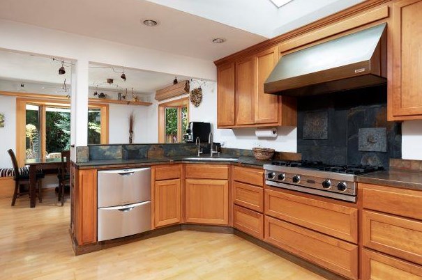 1174 Eureka Ave, Los Altos, CA 94024