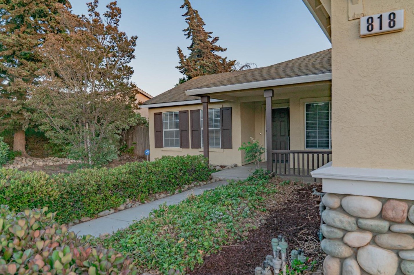 818 Estrella St, Soledad, CA 93960
