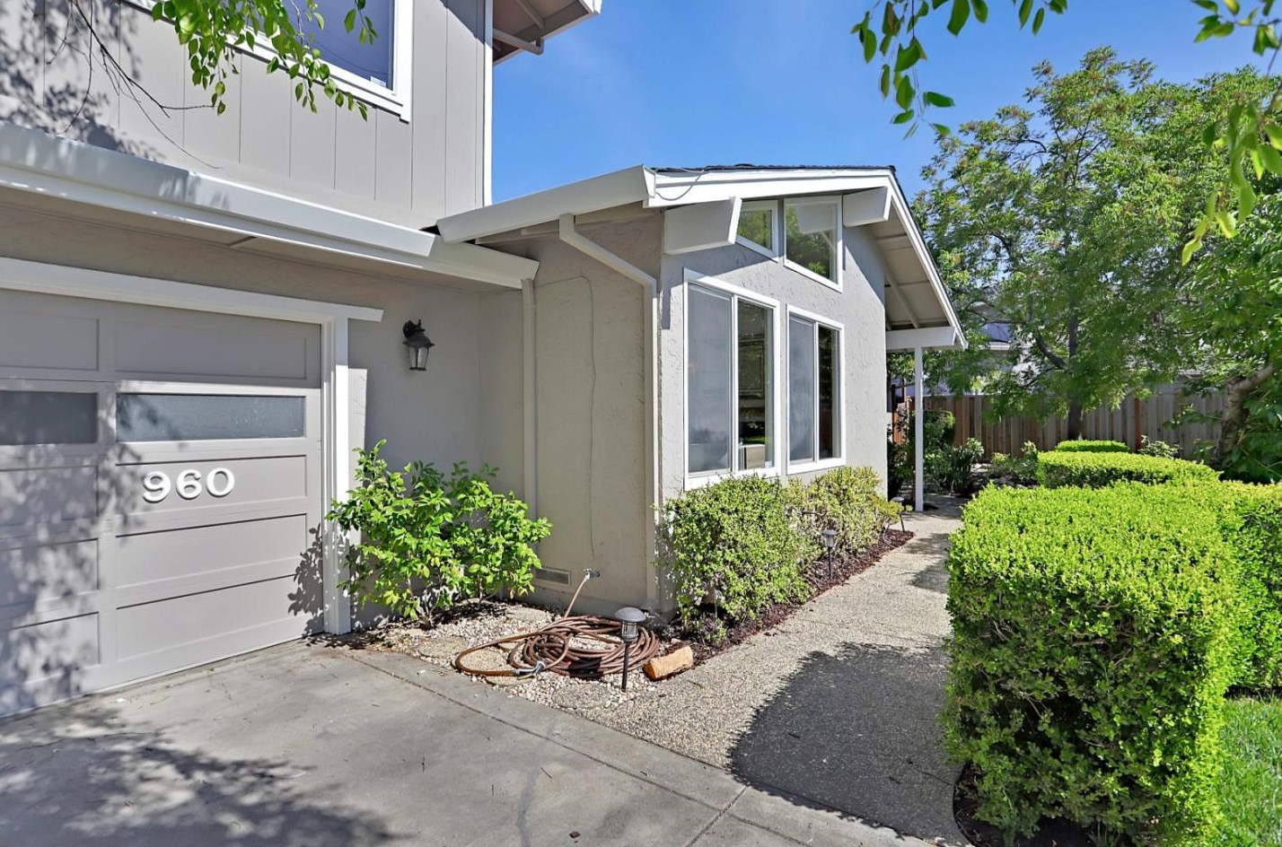 960 S San Tomas Aquino Rd, Campbell, CA 95008