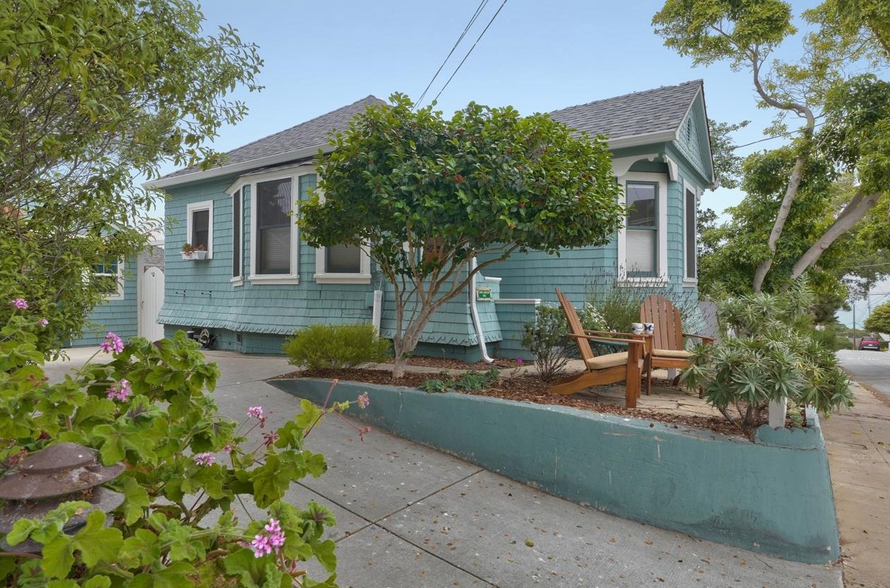 310 11th St, Del Monte Park, CA 93950