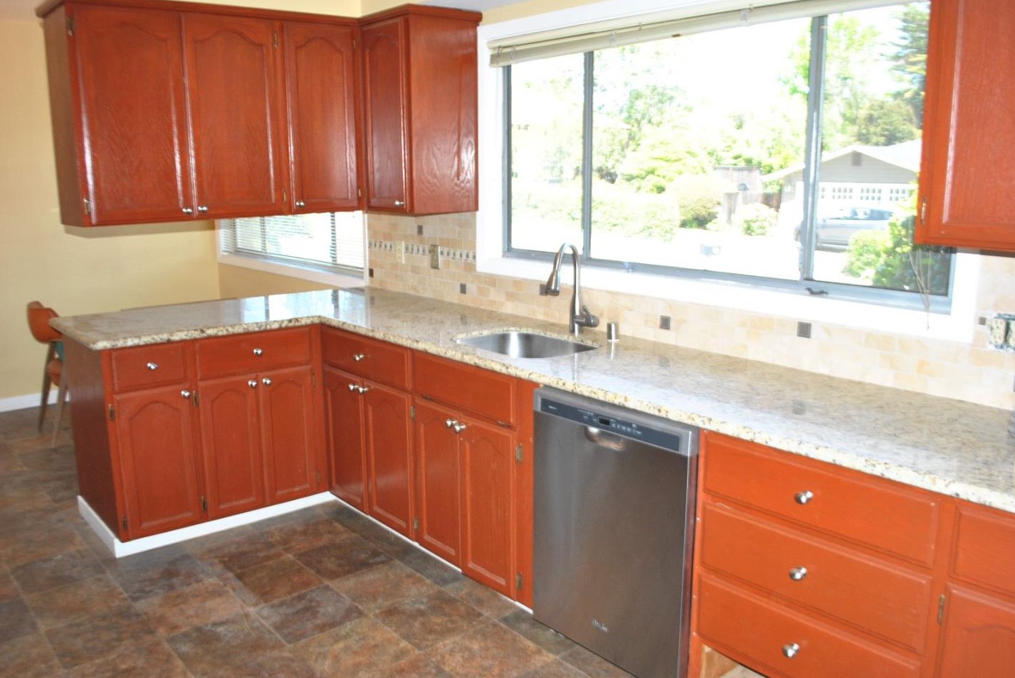 515 Barbara Way, Burlingame, CA 94010