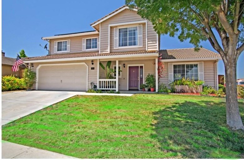 1200 Sequoia Ct, Hollister, CA 95023