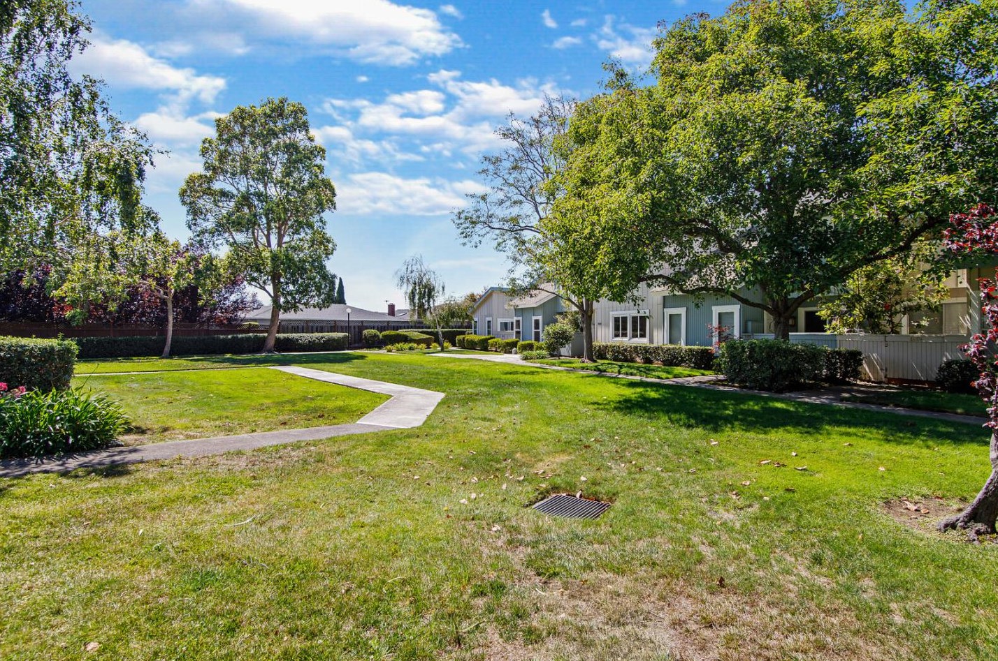 1024 Condor Ln, San Mateo, CA 94404-1439