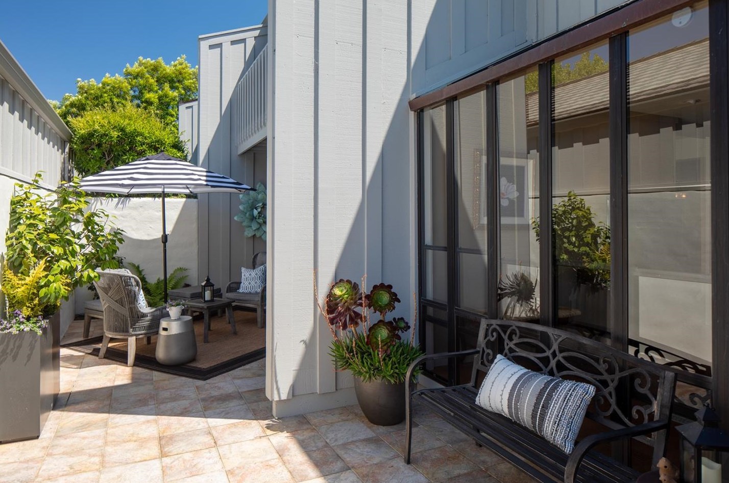 28057 Hawk Ct, Carmel, CA 93923