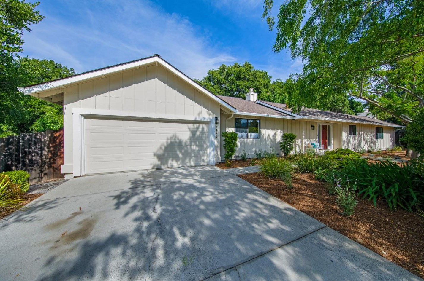 1479 Miramonte Ave, Los Altos, CA 94024