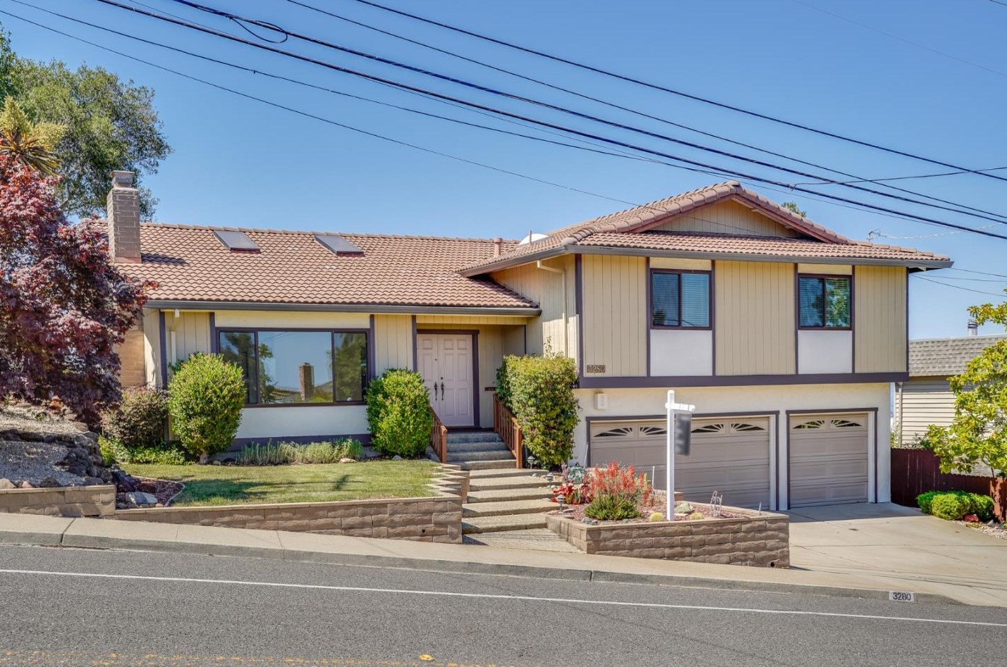3280 Melendy Dr, San Carlos, CA 94070