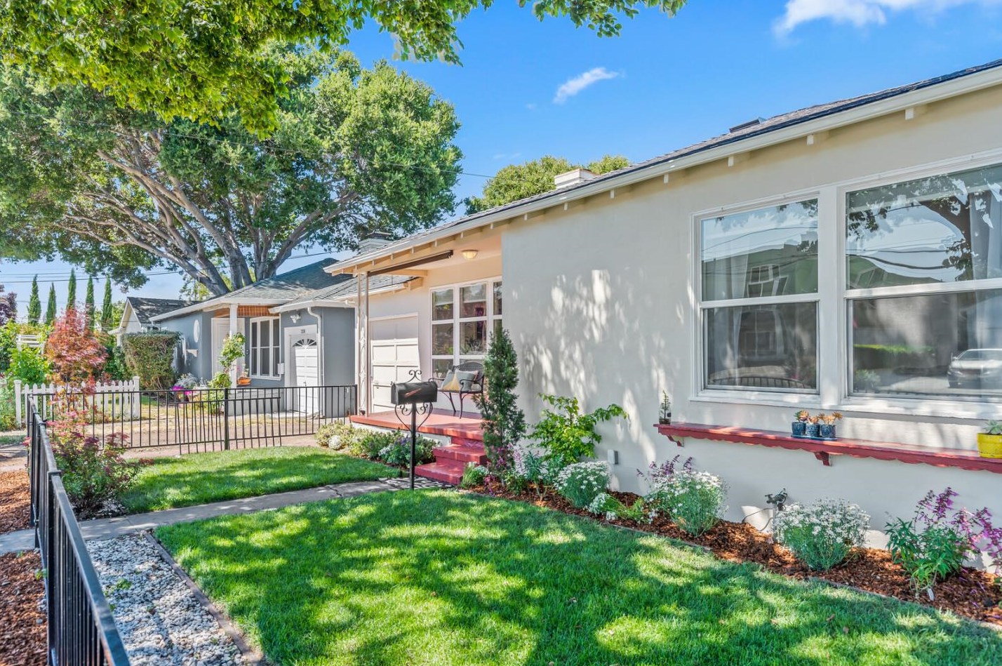 216 Humboldt St, San Mateo, CA 94401-1811
