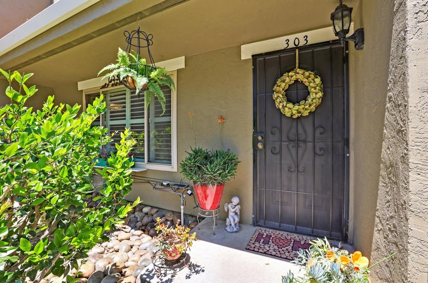 303 Cedargate Ln, San Jose, CA 95136-3270
