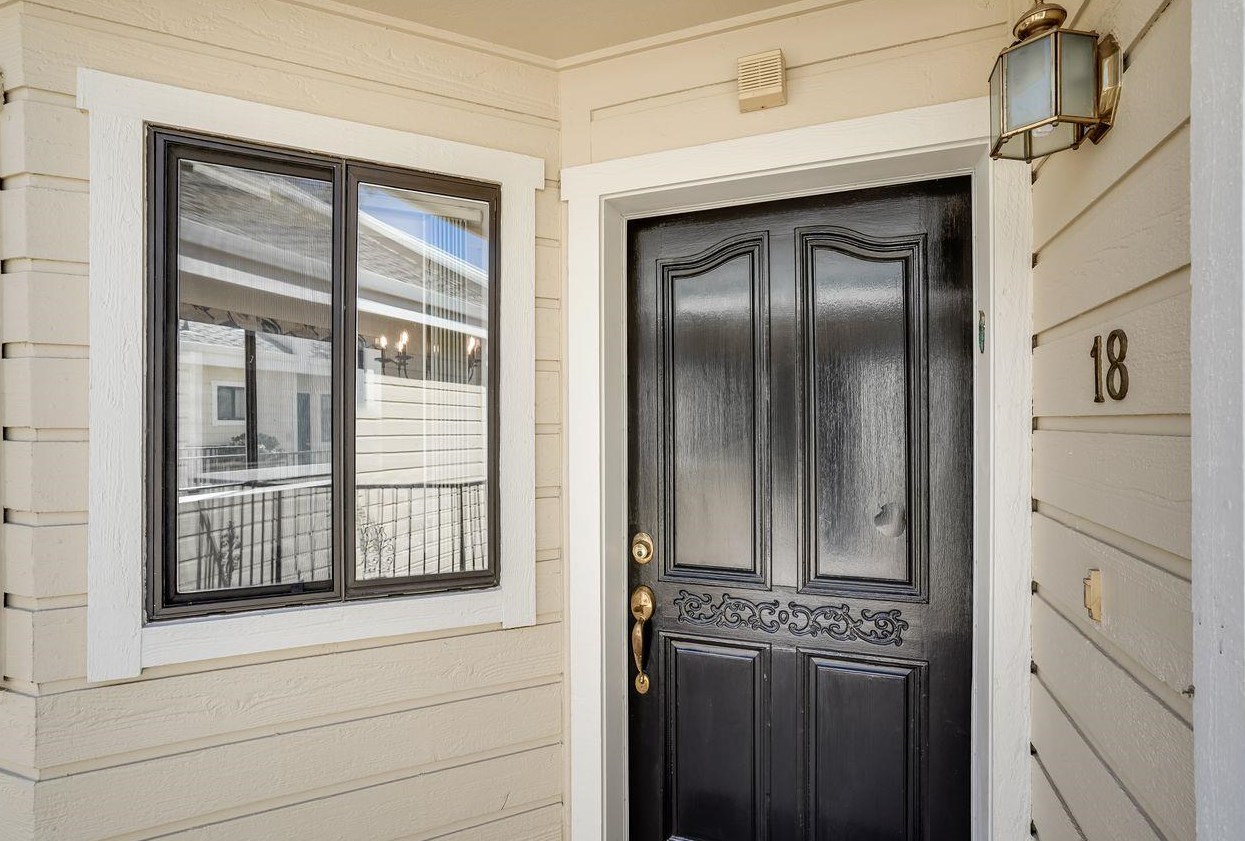 576 W Parr Ave 18, Los Gatos, CA 95032