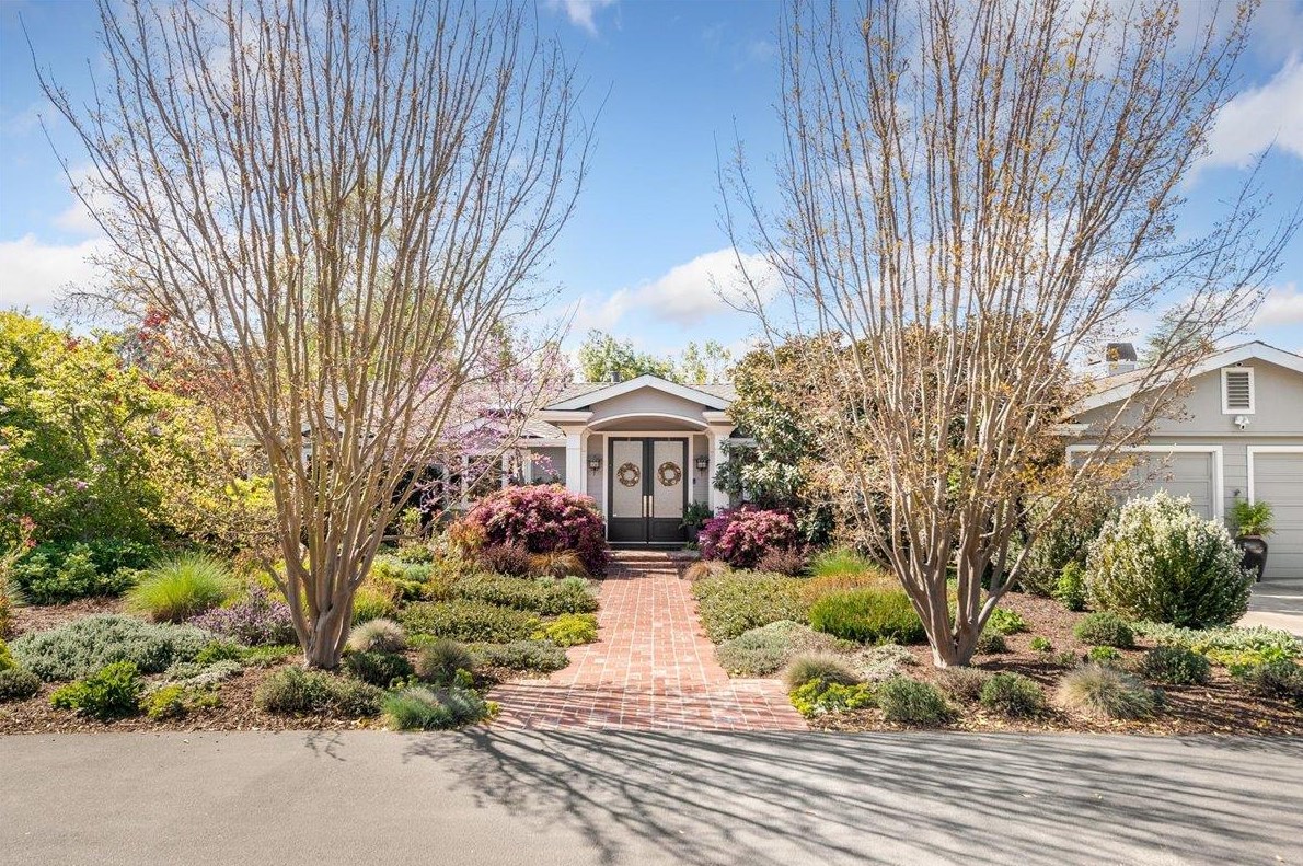 246 Angela Dr, Los Altos, CA 94022
