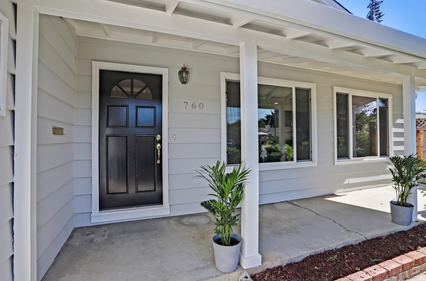 760 Leona Ln, Mountain View, CA 94040