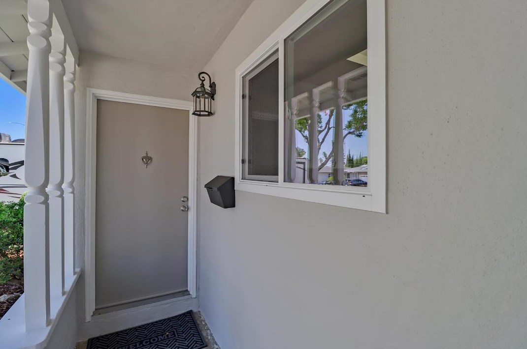 1560 Princeton Dr, San Jose, CA 95118-3359