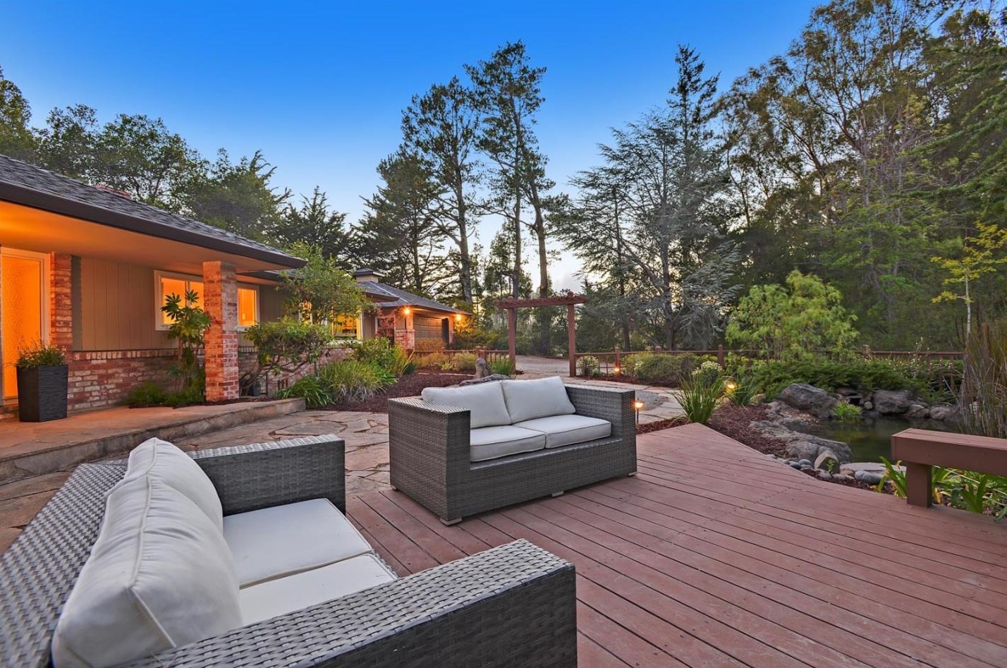 15 Loma Vista Ln, Burlingame, CA 94010