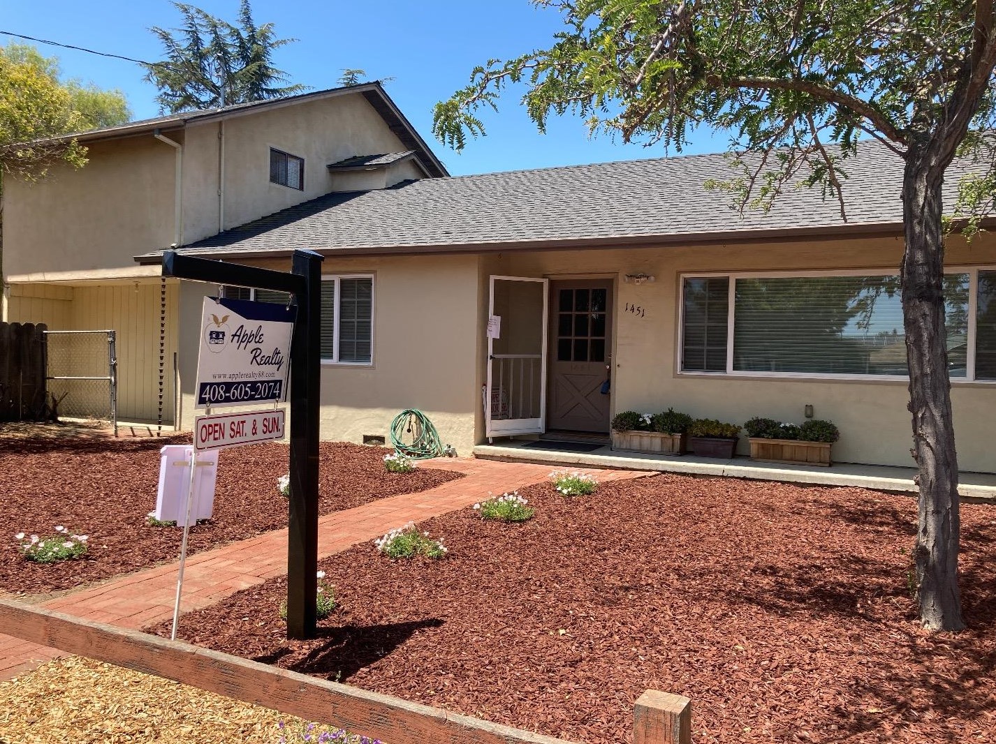 1451 Vale Ave, Campbell CA  95008-6412 exterior