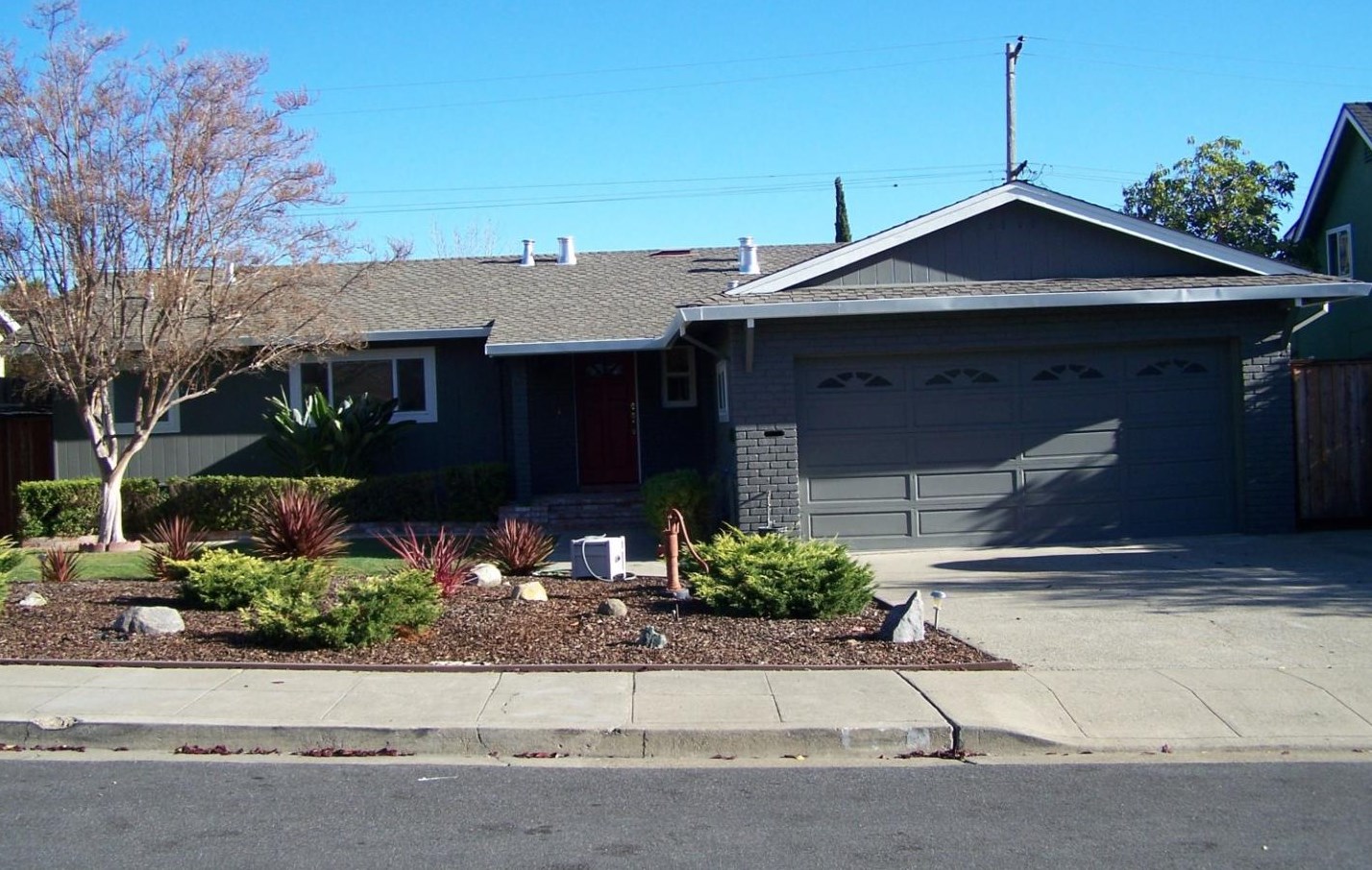 943 Pleasant Hill Rd, Redwood City, CA 94061