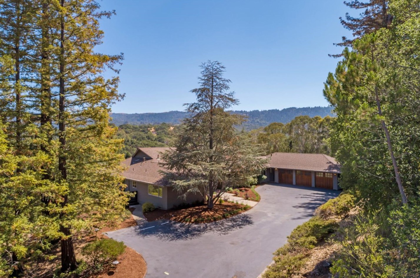 43 Hillbrook Dr, Menlo Park, CA 94028-7933
