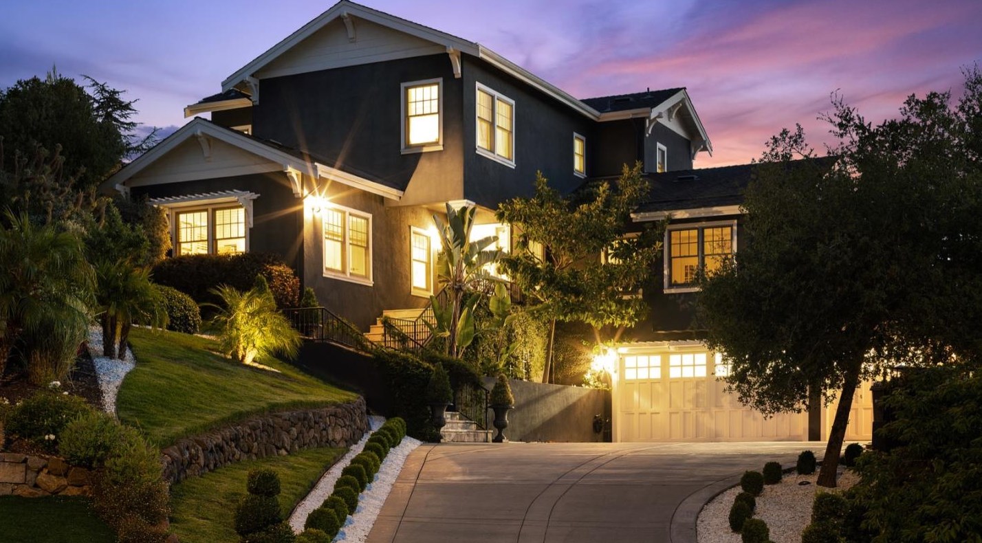125 Dover St, Los Gatos, CA 95032