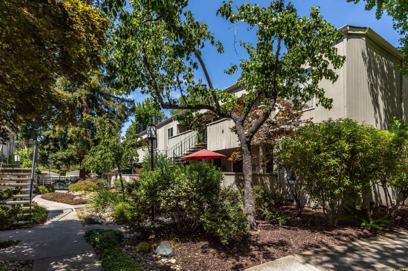 911 Apricot Ave D, Campbell, CA 95008