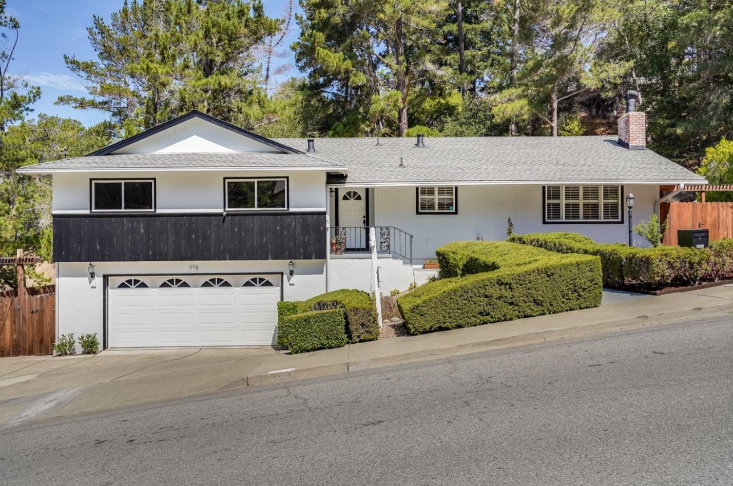 1449 Ascension Dr, San Mateo, CA 94402-3610