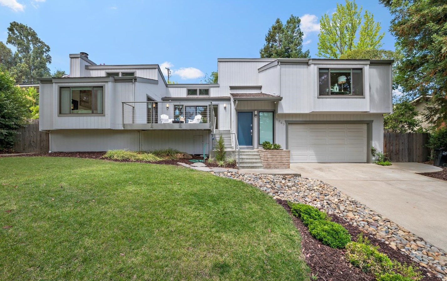 5947 Hosta Ln, San Jose, CA 95124-6560