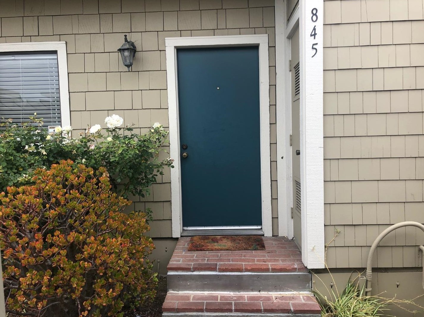 845 Columba Ln, San Mateo, CA 94404