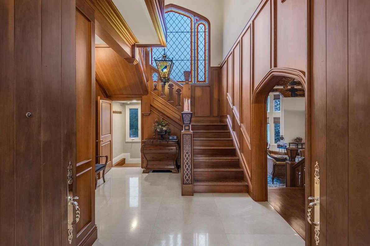 19123 Via Tesoro Ct, Saratoga, CA 95070