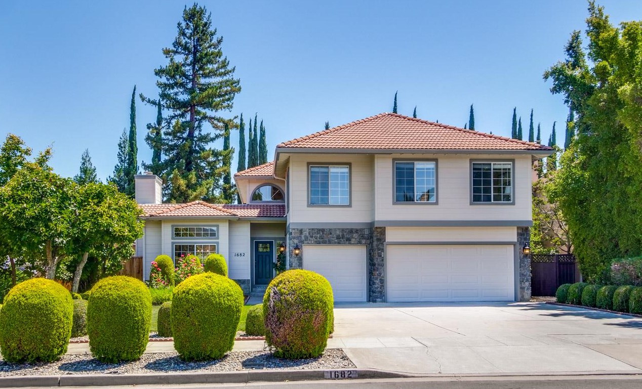 1682 Jamestown Dr, Cupertino, CA 95014-5315