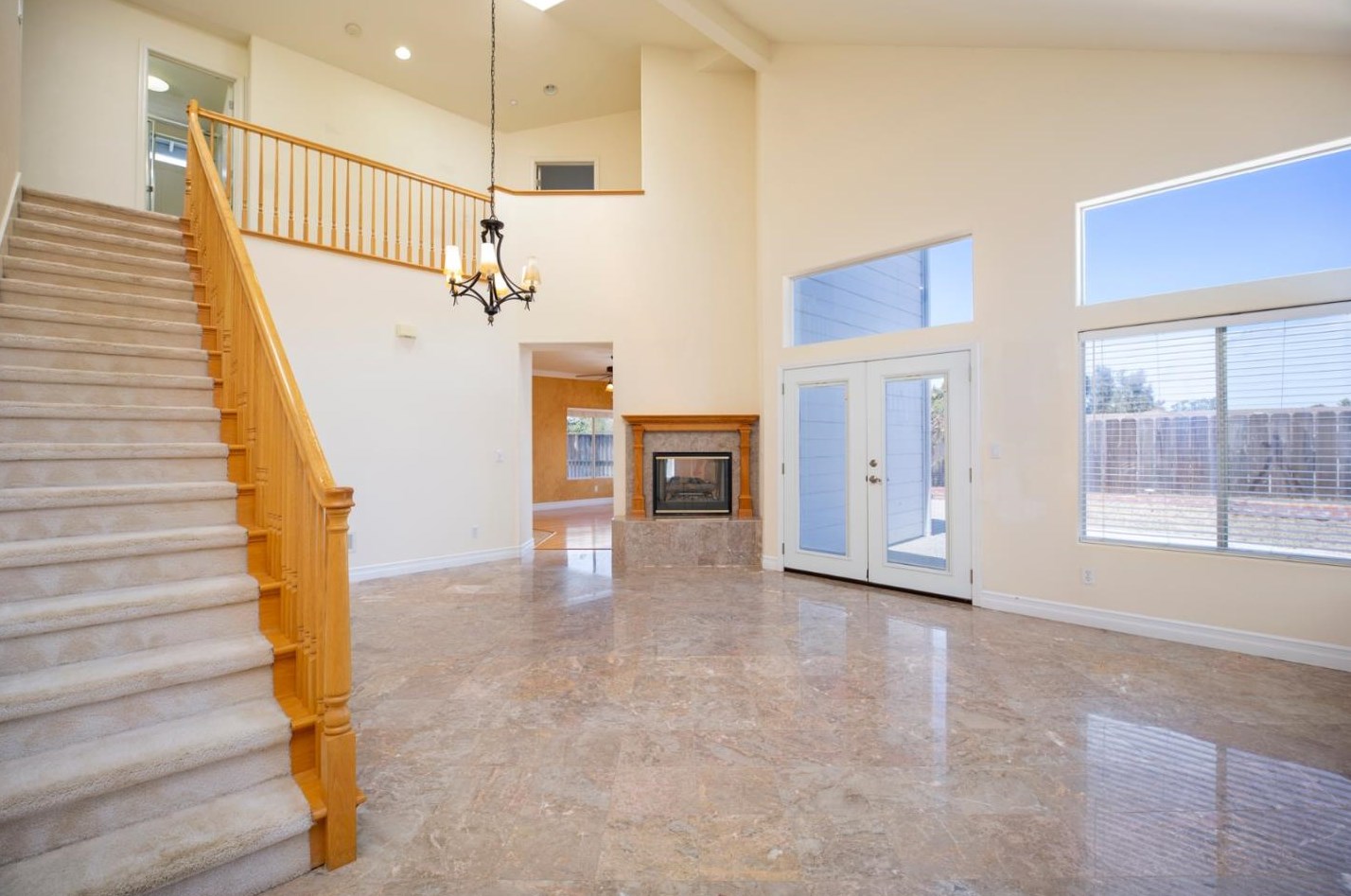 9671 Madras Ct, Salinas, CA 93907-1062
