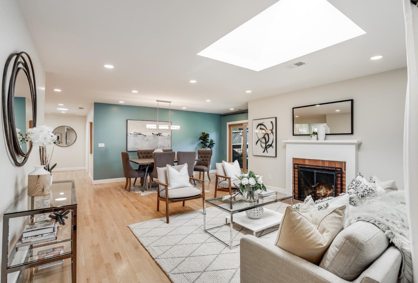 2035 Ralmar Ave, Palo Alto, CA 94303