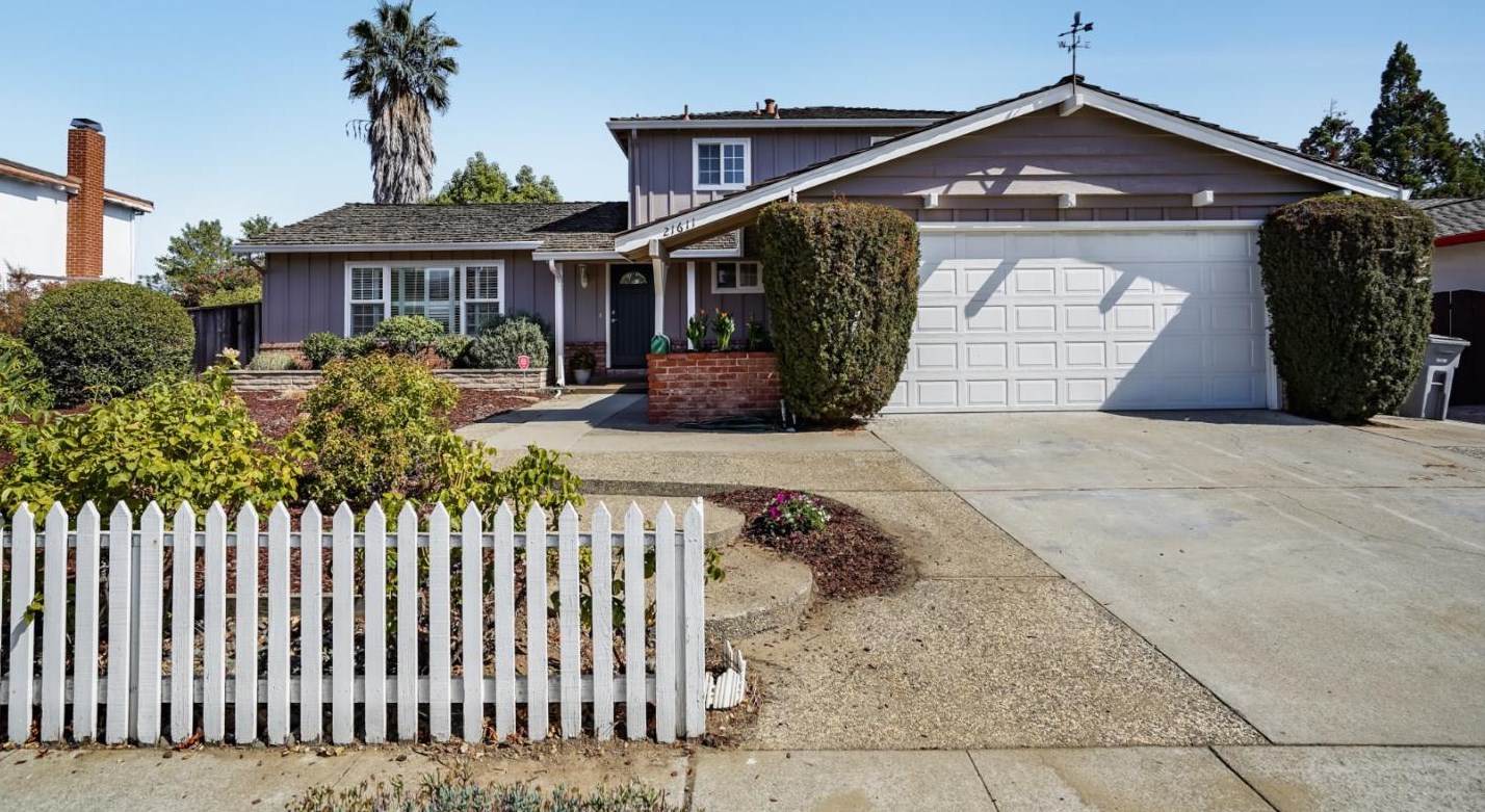 21611 Fitzgerald Dr, Cupertino, CA 95014-1227