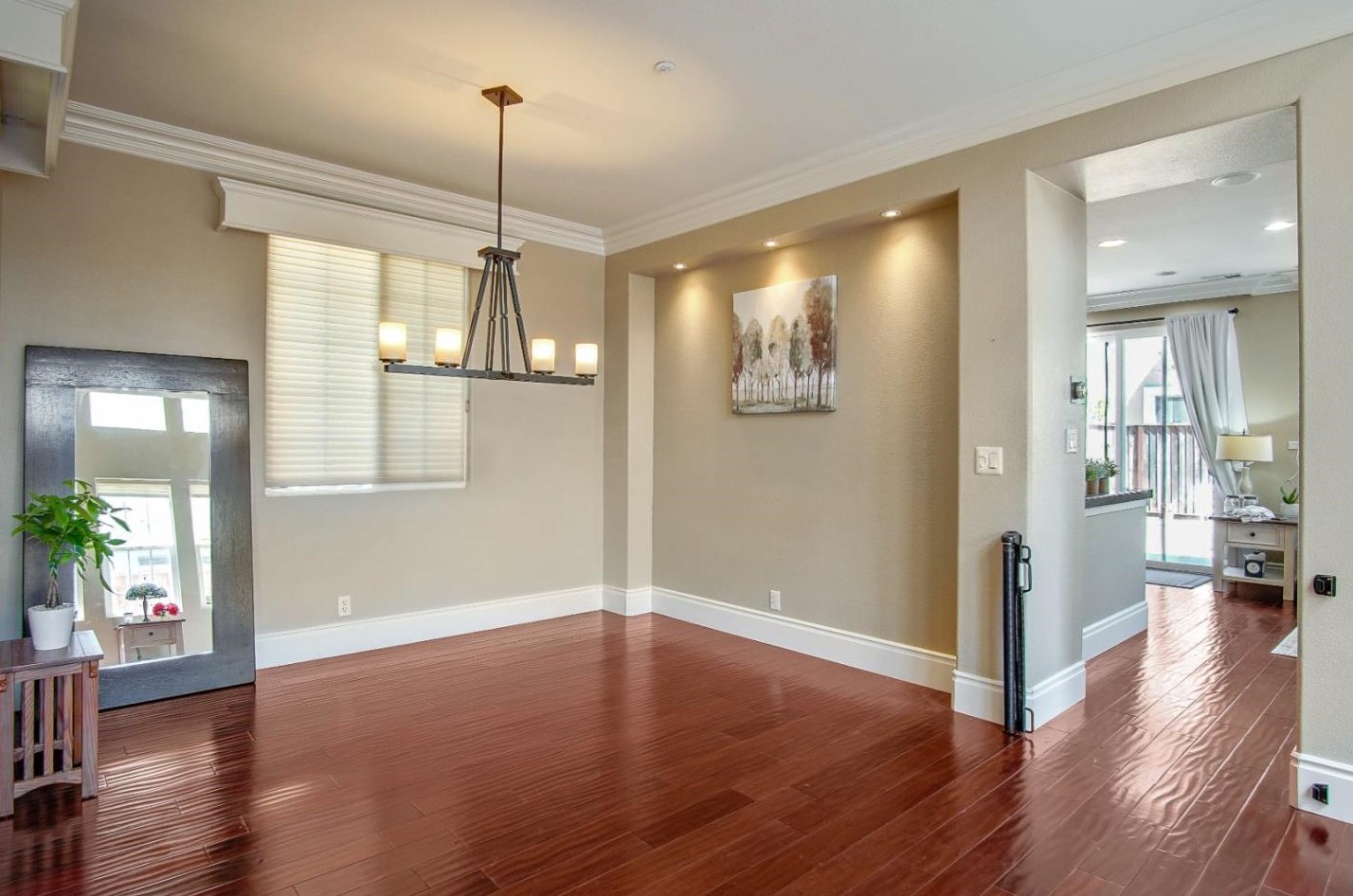 961 Fitzgerald St, Salinas CA  93906-4680 exterior