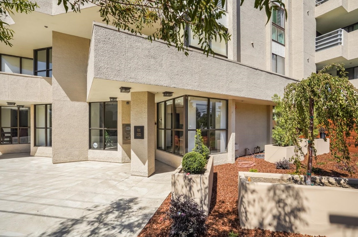 110 Park Rd 505, Burlingame, CA 94010