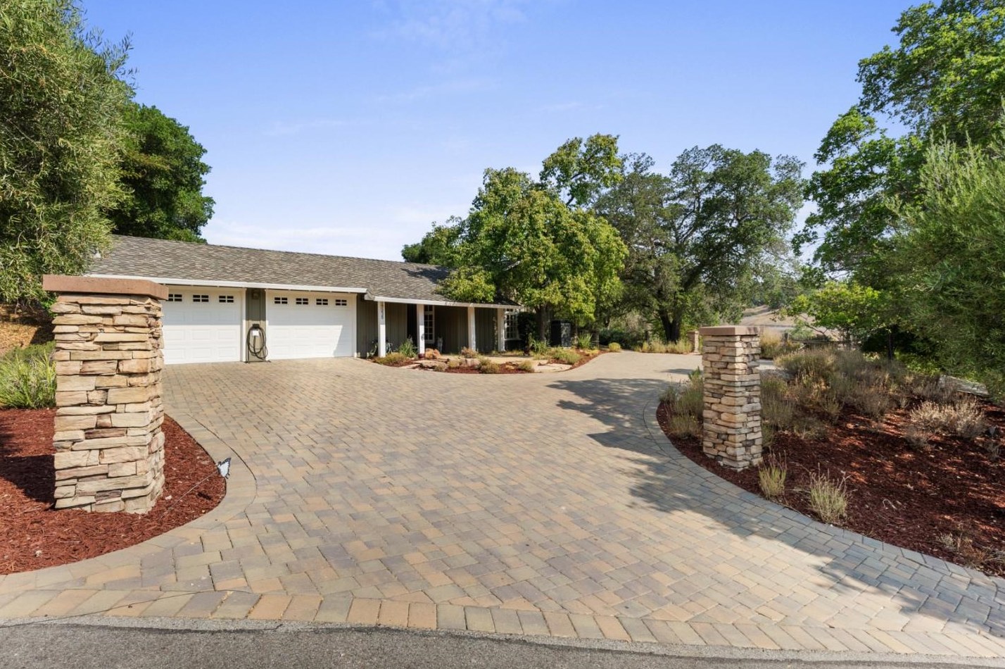 17235 Deer Park Rd, Los Gatos, CA 95032