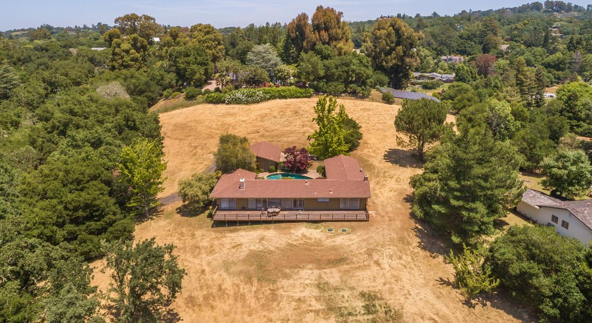 1195 Westridge Dr, Menlo Park, CA 94028-7340