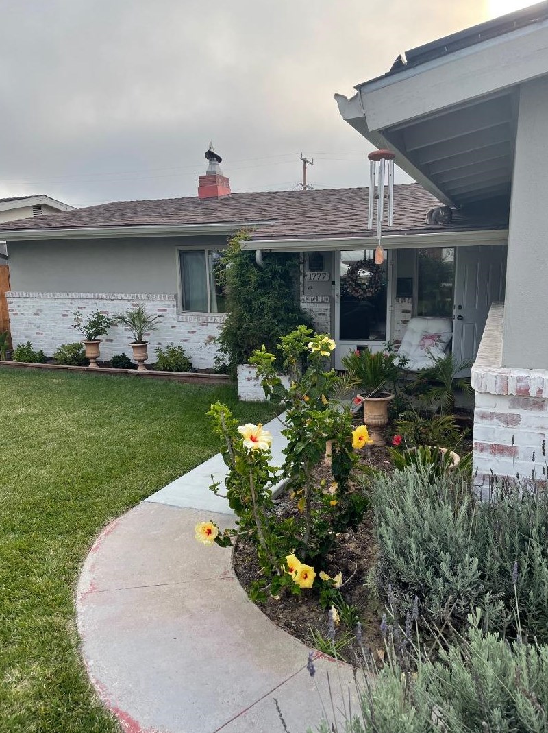 1777 Juarez St, Seaside, CA 93955-4005