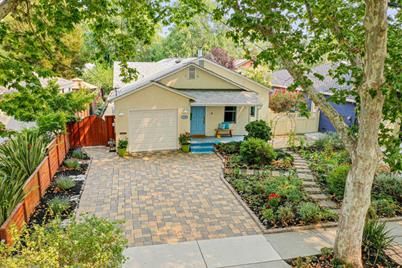 359 Atlanta Ave - Photo 1