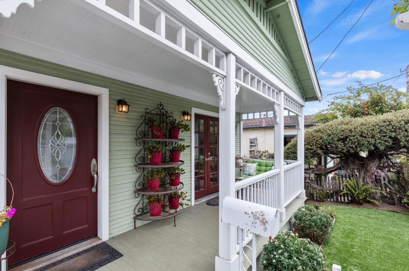 898 Pine St, Monterey, CA 93940