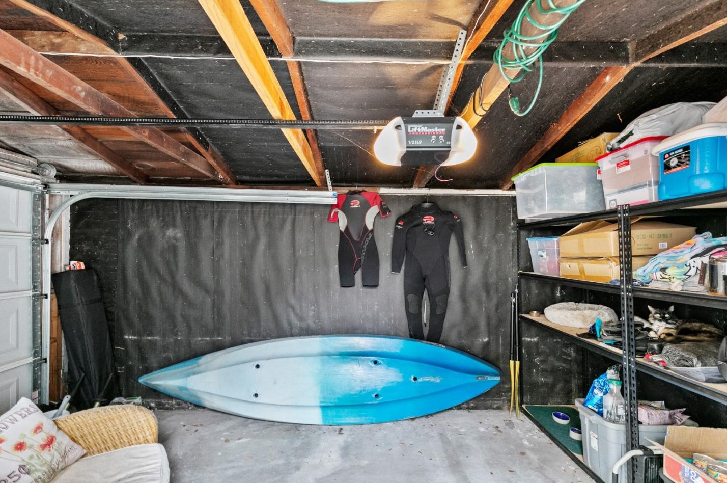 898 Pine St, Monterey CA  93940-1227 exterior