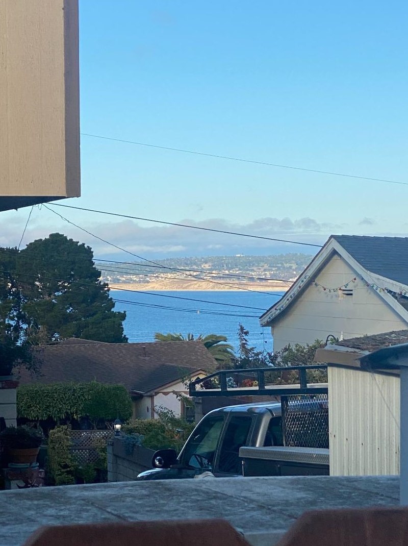 961 Mcclellan Ave, Monterey, CA 93940-1732