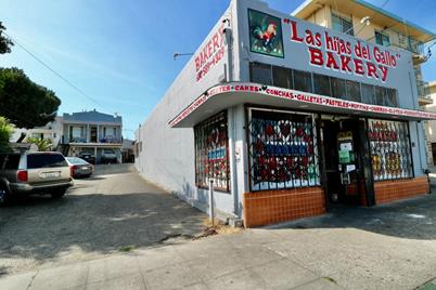 615 Linden Ave - Photo 1