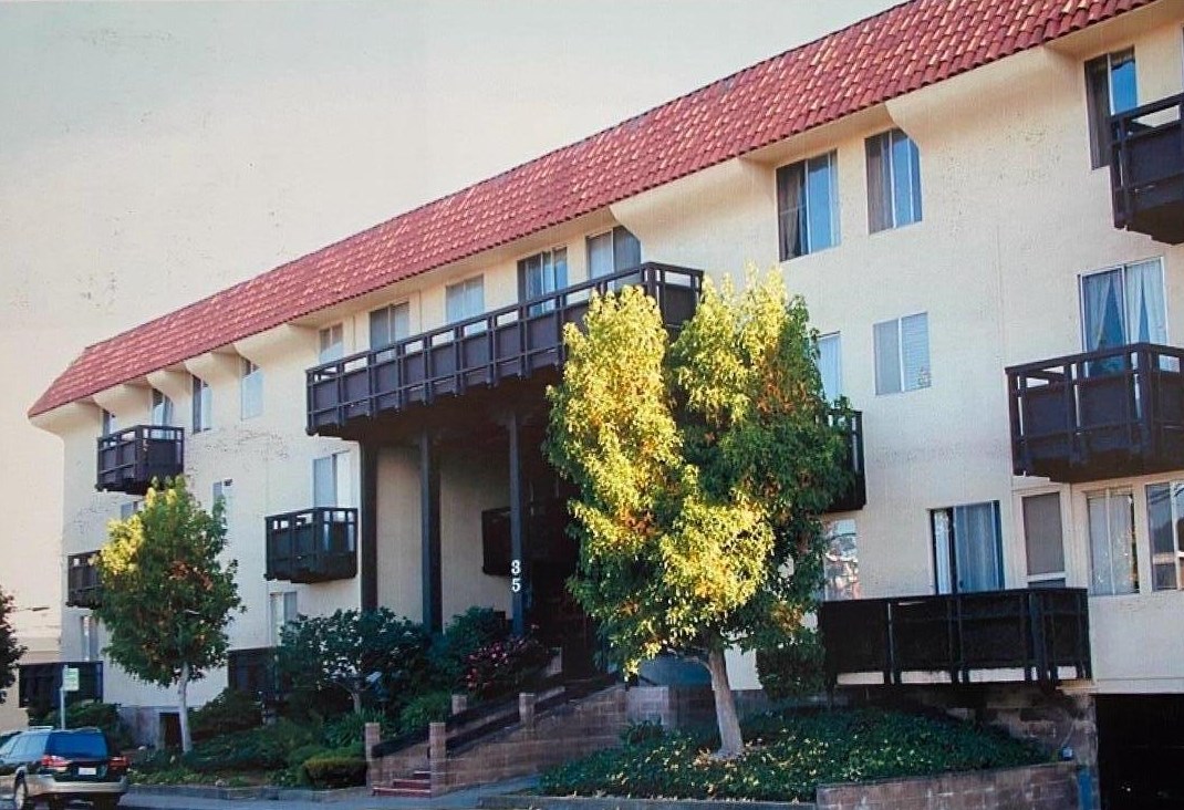 35 28th Ave #303, San Mateo, CA 94403