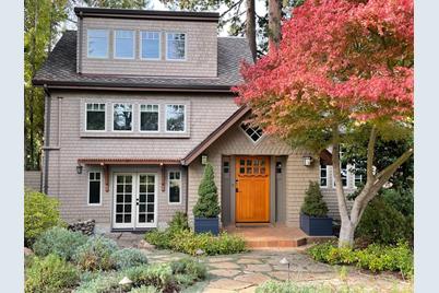 836 Creek Dr - Photo 1