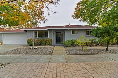 244 Mary Alice Dr - Photo 1