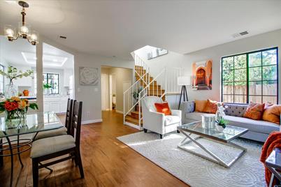 139 Republic Ave - Photo 1