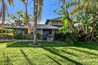 920 Castlewood Dr - Photo 1