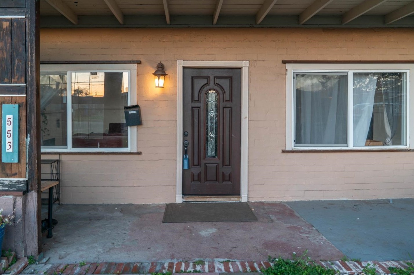 553 Casanova Ave, Monterey, CA 93940-4029