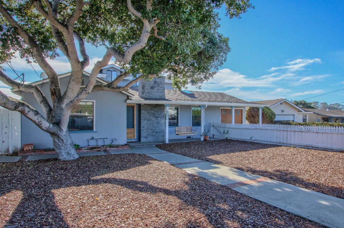 960 Portola Dr, Monterey, CA 93940-5512